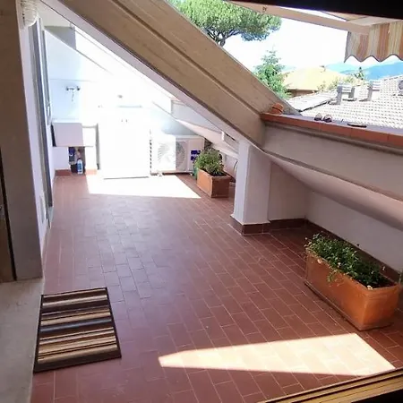 La Casina Al Mare Marina di Massa
