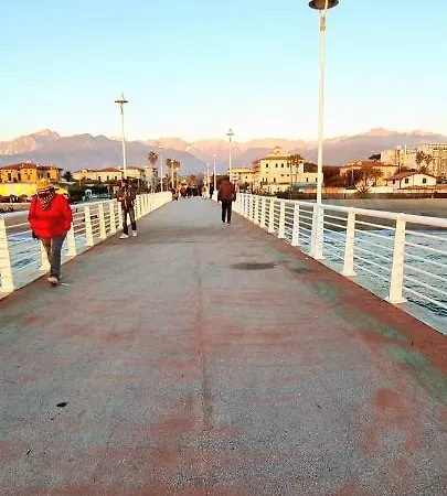 La Casina Al Mare Marina di Massa