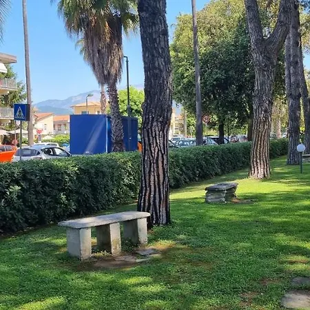 La Casina Al Mare Lägenhet *